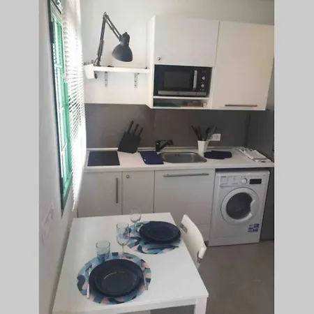شقة Sea View Loft